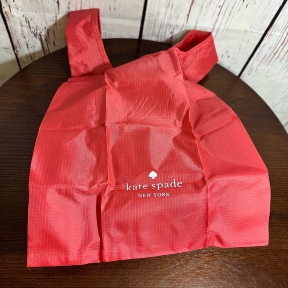 KATE SPADE reusable grocery bag in Red Nylon material - Picture 8 of 11